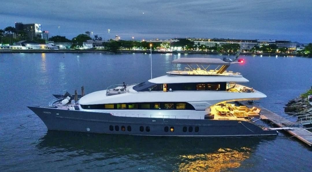 Atlantis Grand — o maior iate catamarã da América Latina